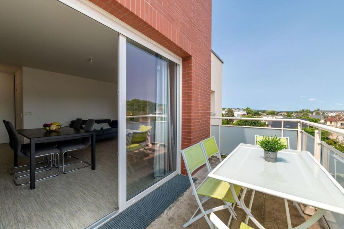 Du Blanchet Tres Agreable * Louviers